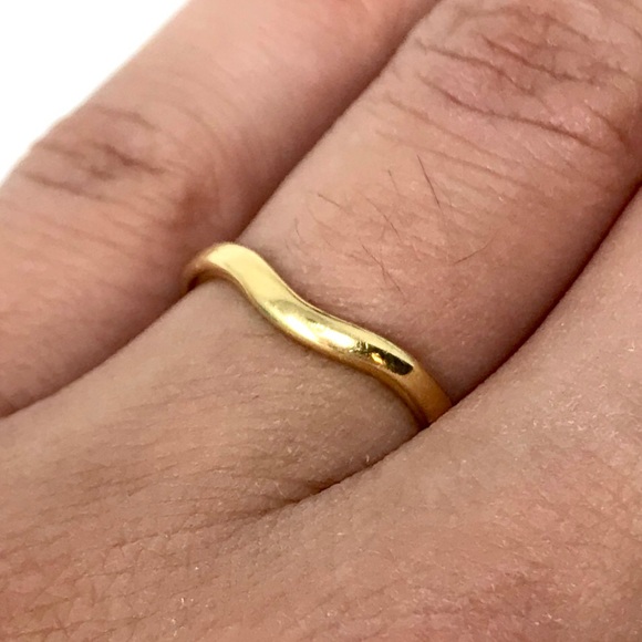 *SOLD* 18k Tiffany & Co Elsa Peretti Curved Band Ring - Picture 5 of 6